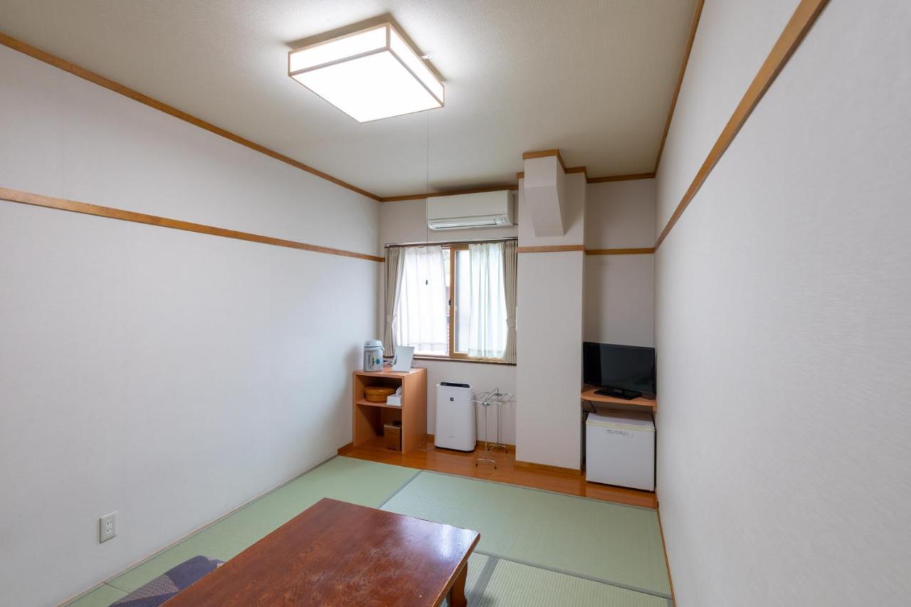 天然温泉白川郷の湯 Hotell Shirakawa-go Eksteriør bilde